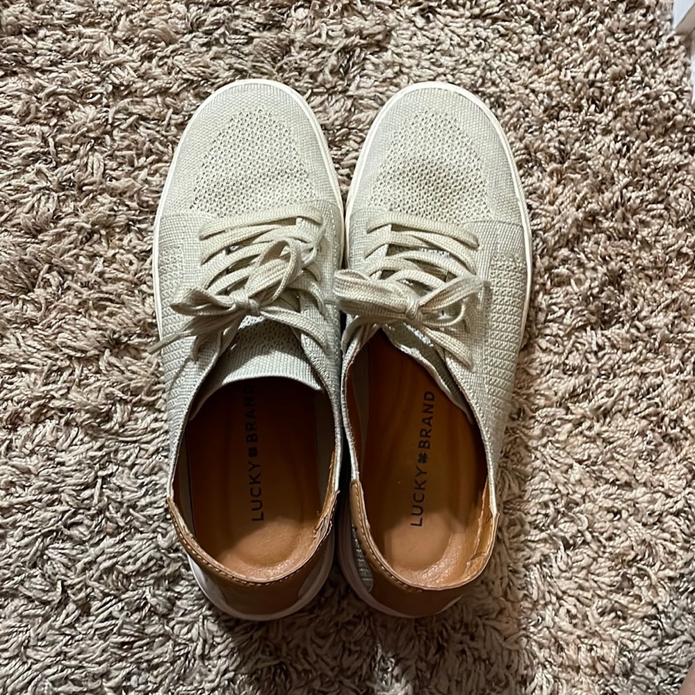 Lucky brand tan casual shoe